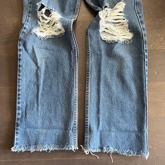 Levi's Urban Renewal Regular Fit Crossover Baggy Jean - Picture 10 of 10